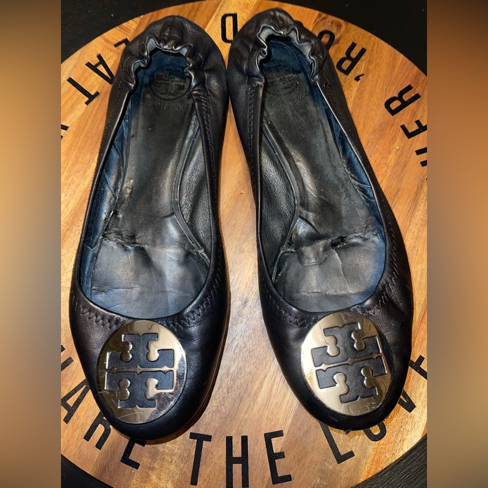 Tory Burch Reva Black Leather Ballet Flats w/ Silver emblem